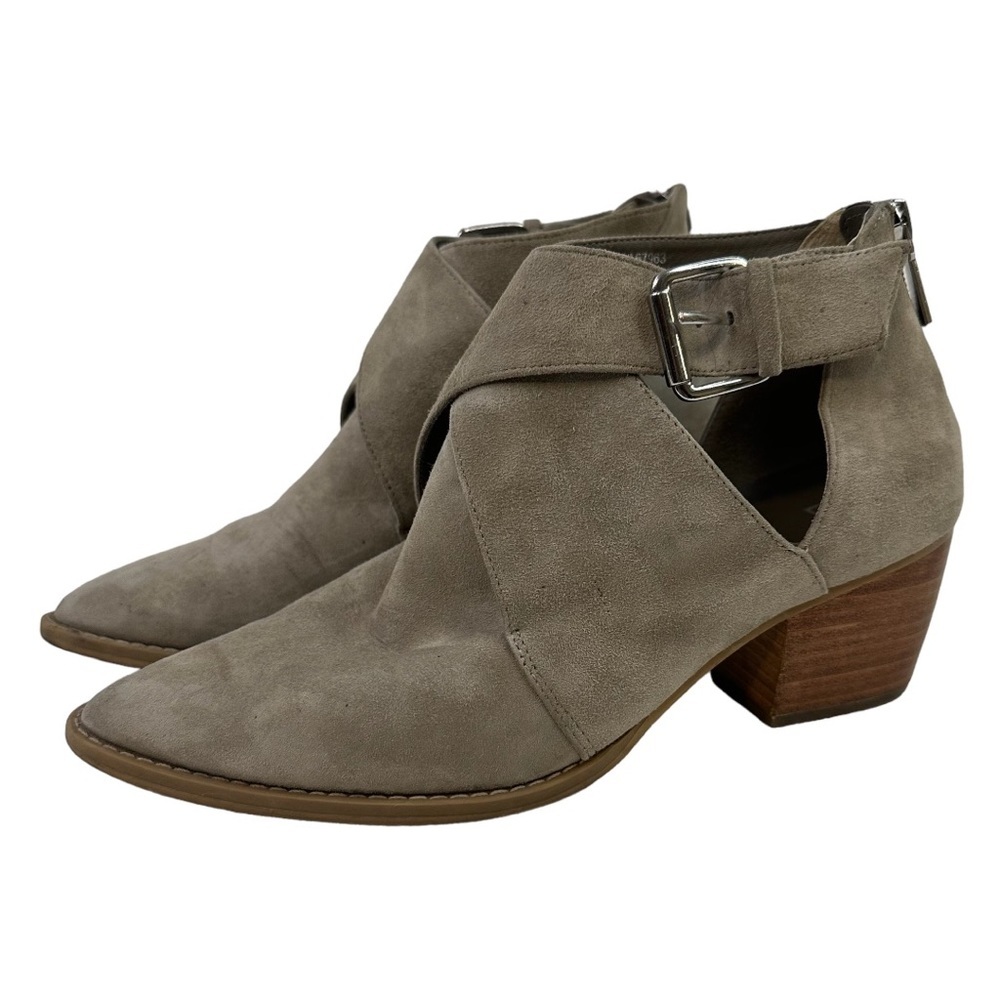 BP Suede Ankle Bootie Gray 7 Criss Cross Front